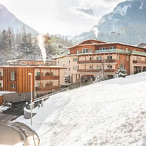 Außenansicht Winter der Team Lodge STOCK resort